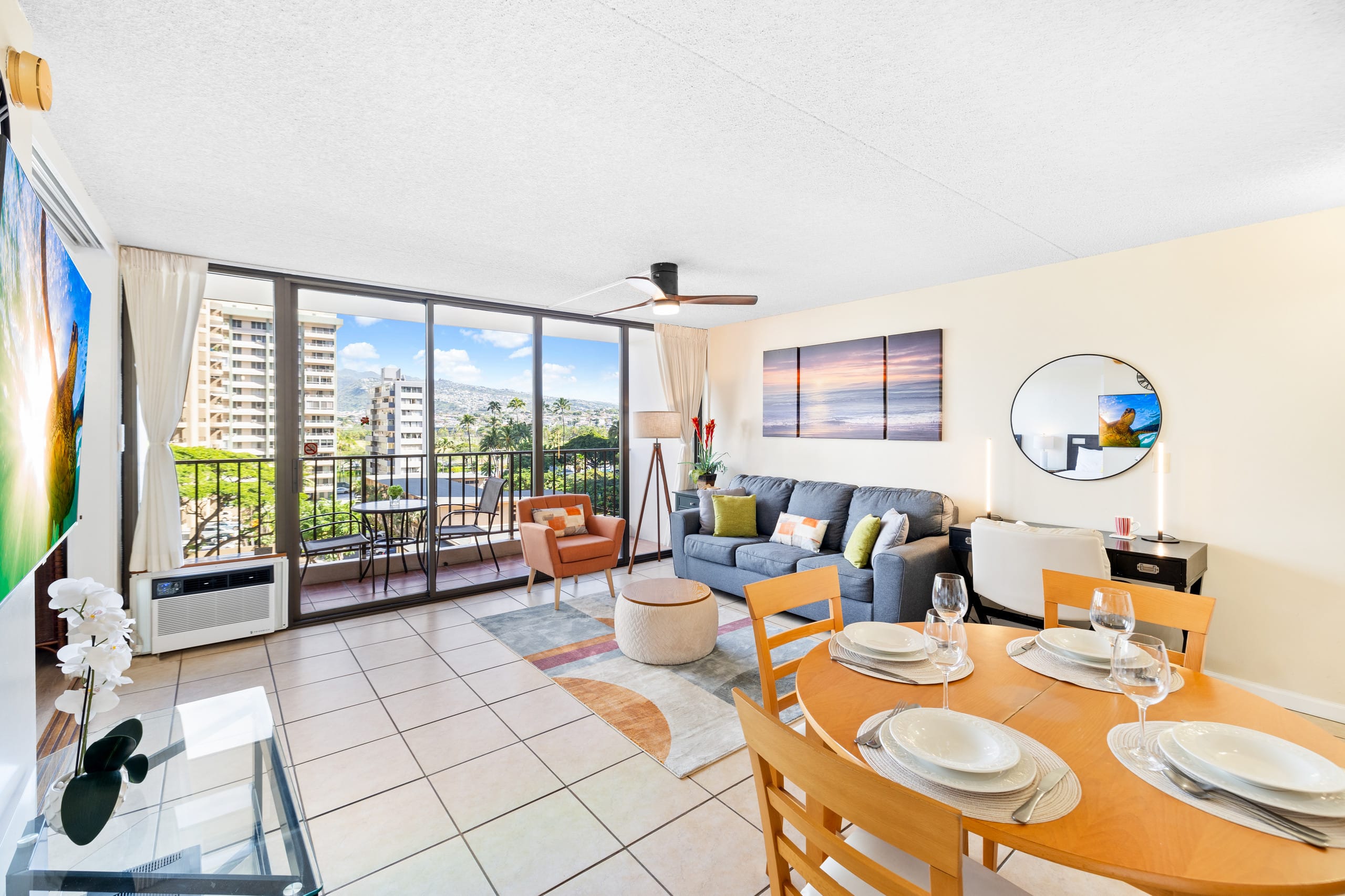 Condo in Honolulu · ★4.78 · 1 bedroom · 3 beds · 1 private bath - Image 15