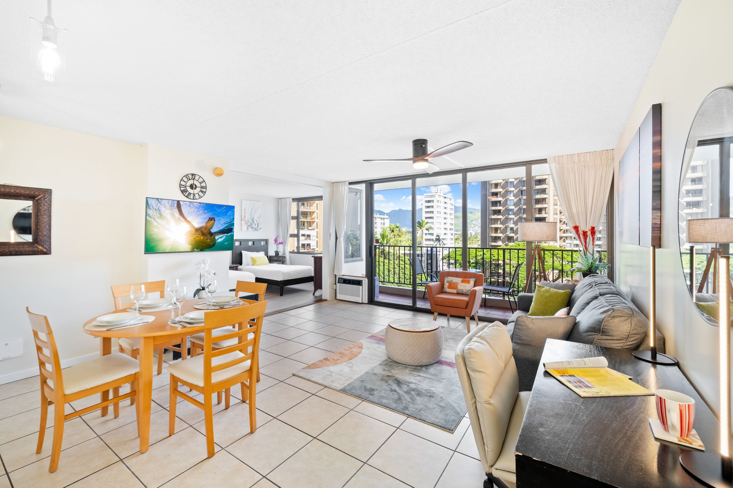 Condo in Honolulu · ★4.78 · 1 bedroom · 3 beds · 1 private bath - Image 1
