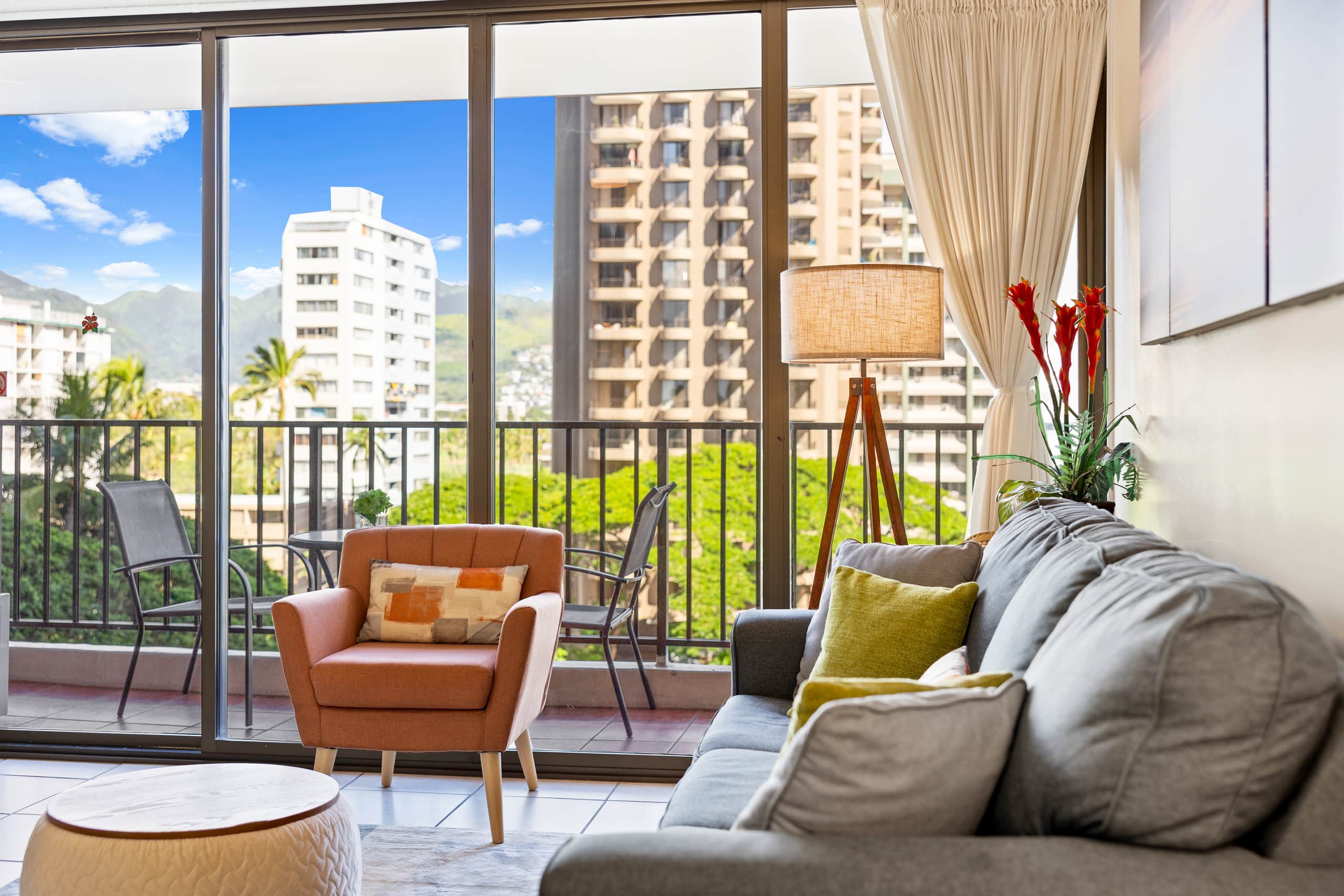 Condo in Honolulu · ★4.78 · 1 bedroom · 3 beds · 1 private bath - Image 10
