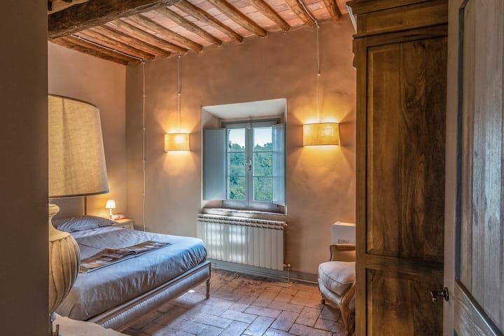 غرفة النوم 2