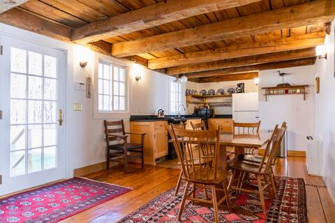 Quintessential 1794 VT Home - Ski Mountains Nearby