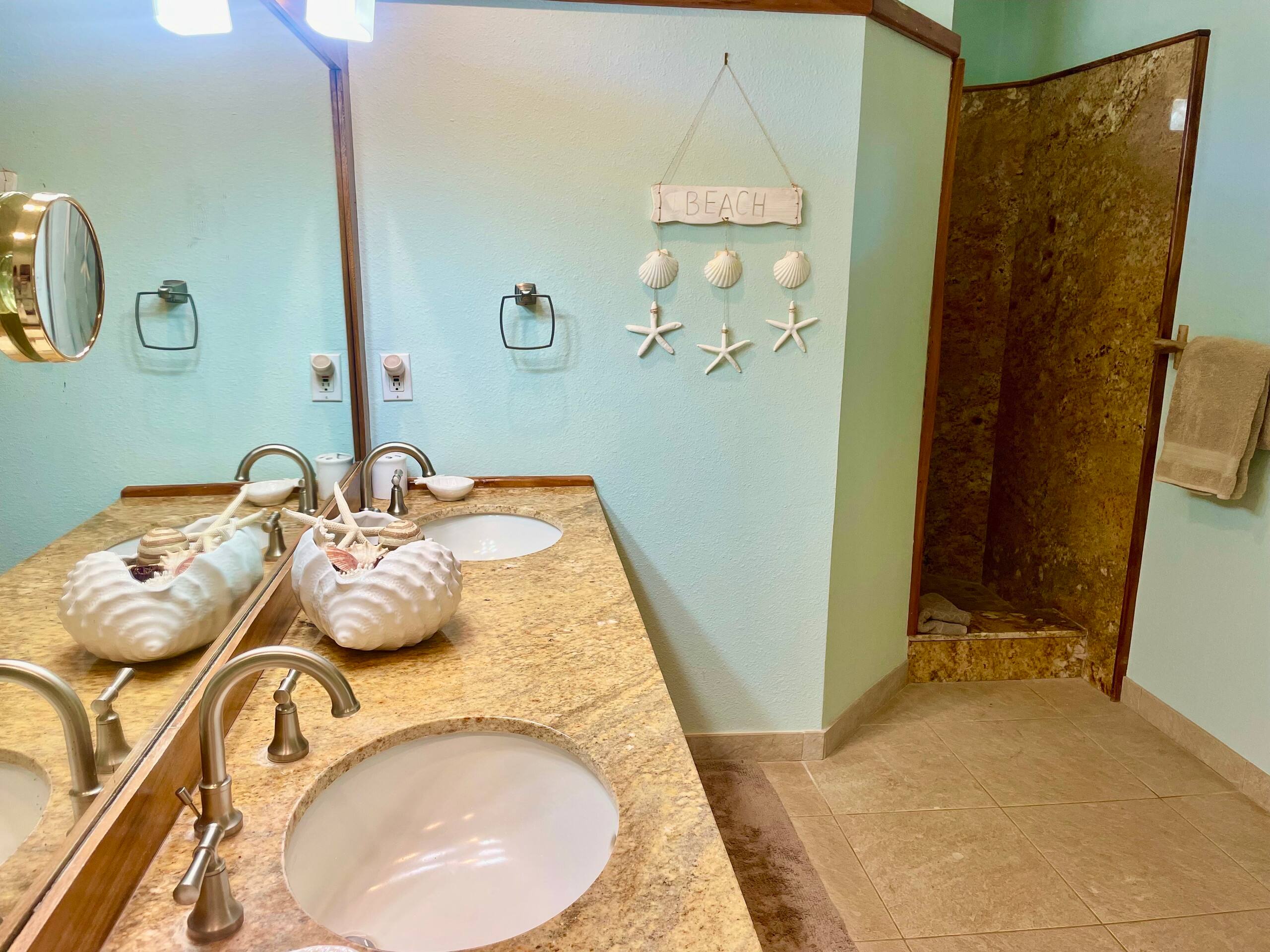 Home in Koloa · ★4.93 · 3 bedrooms · 4 beds · 2.5 baths - Image 8