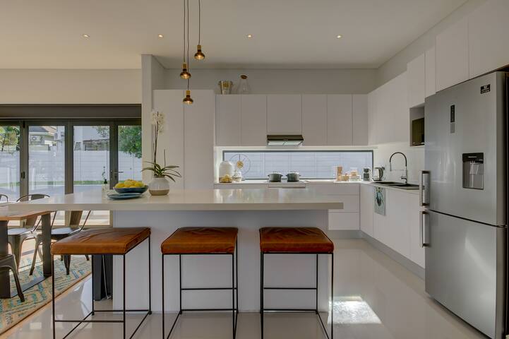 Somerset West Retreat gallery image 5