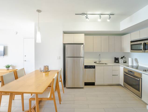 Great 2BR Condo Amazing SouthBay&OceanView 22Floor gallery image 5