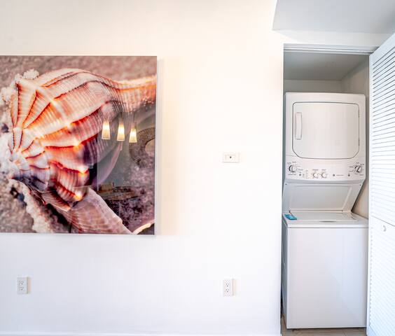 2BR Suite Great South BayView w/kitchen 6th Floor gallery image 4