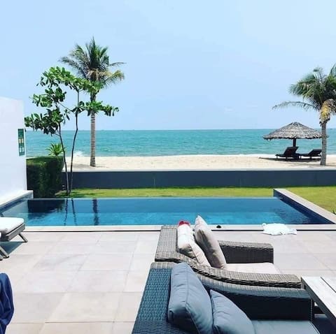 Beachfront 4BR villa Sanctuary Ho Tram Vietnam