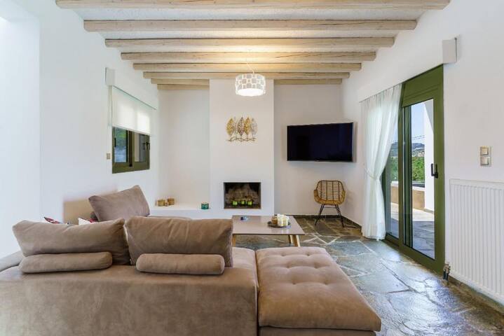 Villa Damnoni Close to Beach WheelChair Accesible gallery image 5