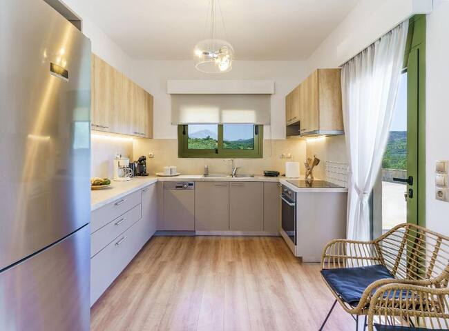 Villa Damnoni Close to Beach WheelChair Accesible gallery image 3