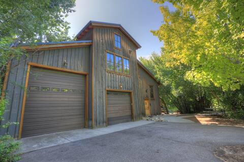 Smithfield Canyon Lodge - 8 Acres