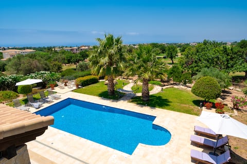 Beautiful Villa Lofou with sea and sunset views