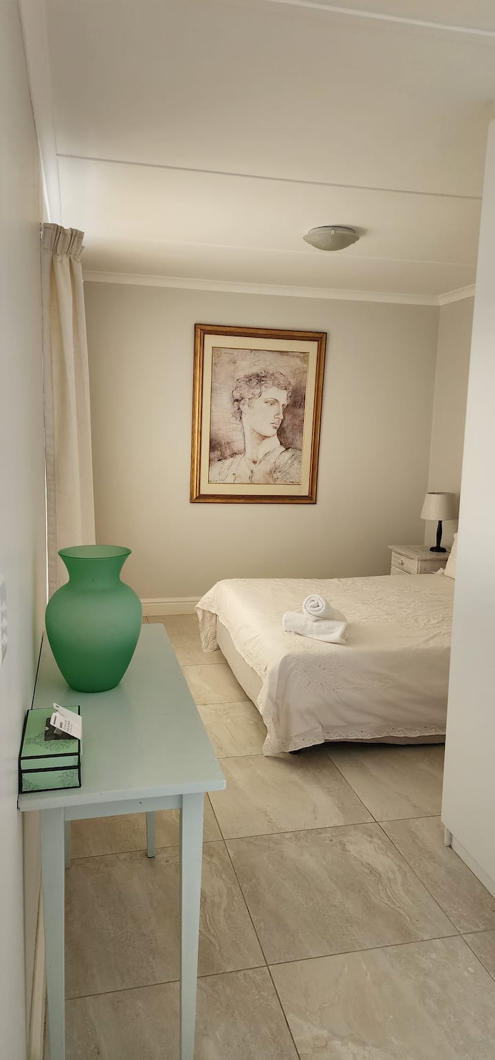 Საძინებელი 4 en suite
