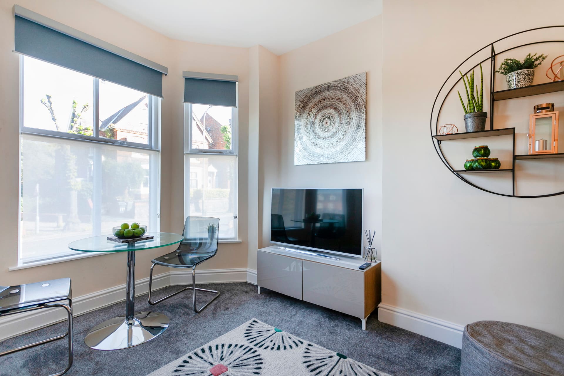 Beautiful, Entire Luxurious One Bedroom Flat — photo 5
