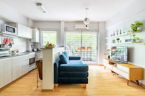 Top performing Airbnb: 2 rooms in V Crespo with a grill and 2 free bikes! in Villa Crespo