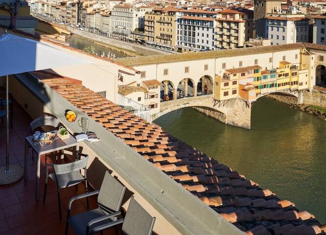 Luxury Apartment Ponte Vecchio – Suite Granduca gallery image 2