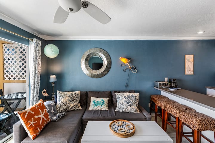 Pelican King! Sleeps 6! On Seawall! Great Spot! - Moody Gardens, Galveston