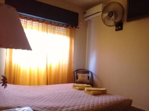 House with 2 Bedrooms in the central neighborhood