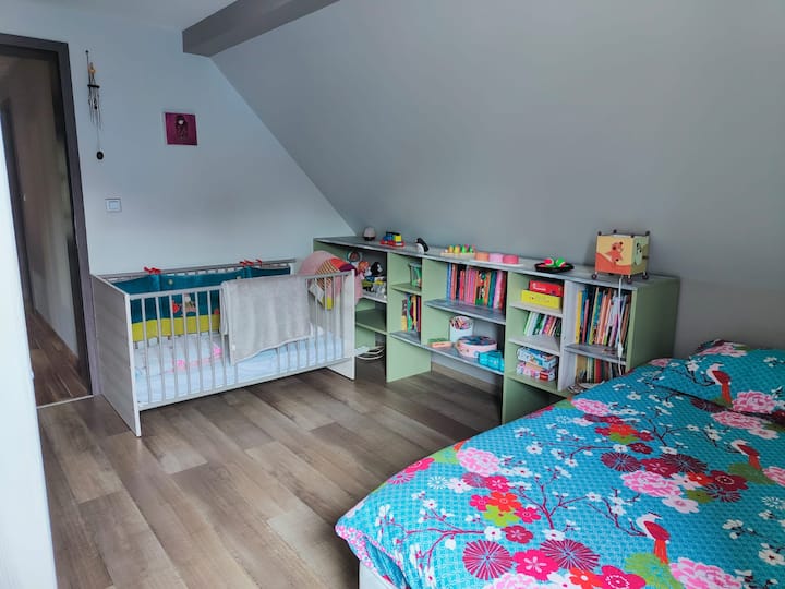 Chambre 3 - Lit bébé