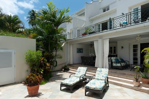 Mullins BayTH18 4 Bed Pool Beach Access Sleeps 8