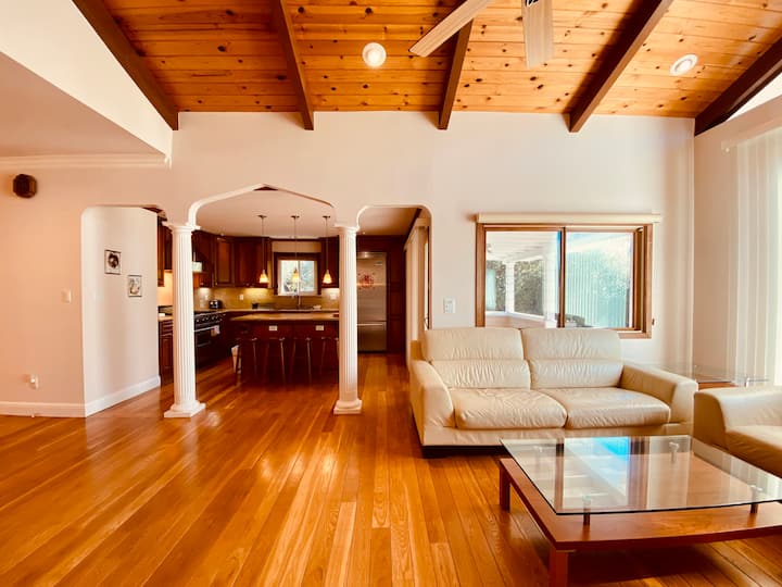 Luxury Home With Central Air Conditioning Sfo - San Bruno, CA