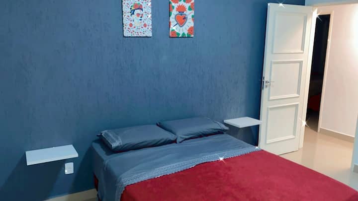 Izba s 1 manželskou posteľou