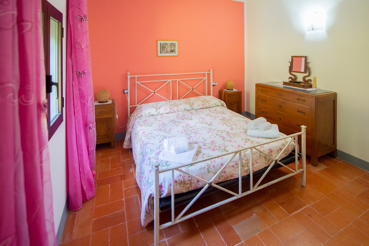 Double bedroom N°1 on the ground floor