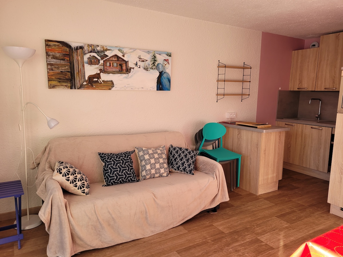 Propriété Airbnb réussie: Autrans: large 2-room, south-facing, quiet with view à Autrans Méaudre En Vercors