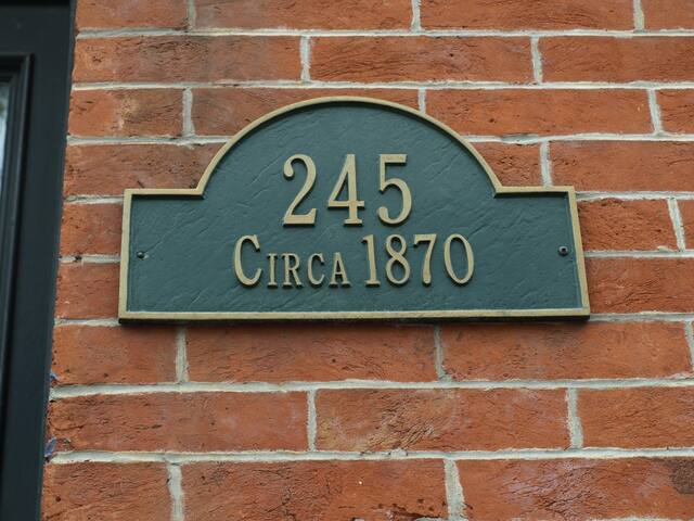 Riverhouse Browstone with Terrace- Circa 1872 gallery image 3