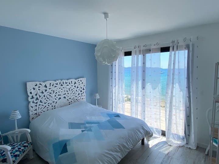 Camera 2 Con balcone vista mare