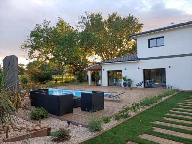 Grande maison avec piscine gallery image 5