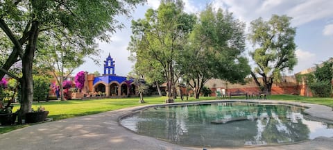 CASA Más Vida/pool/gardens/16 to 30 people