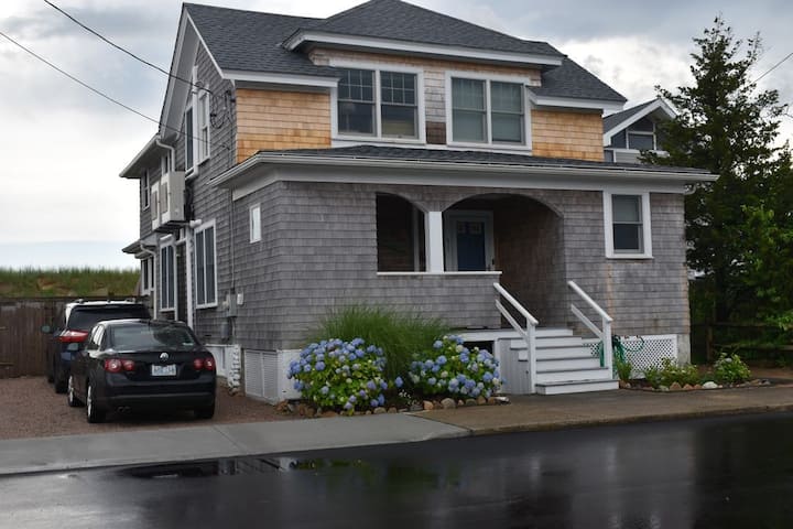 Misquamicut State Beach Vacation Rentals & Homes Westerly RI Airbnb