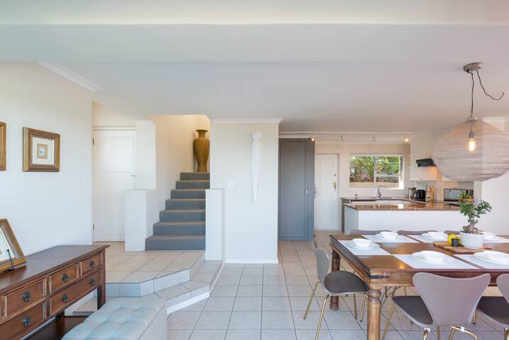 Your Dream Home in Sunny Camps Bay gallery image 3