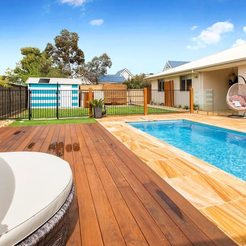 Malibu – Safety Beach