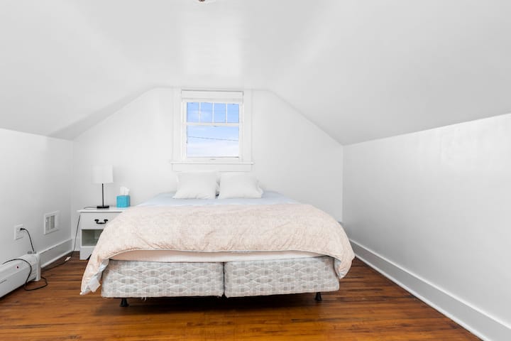 Bedroom #1 Upstairs Queen Bed
