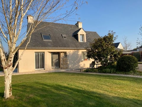 House 10 travellers in Gulf of the Morbihan