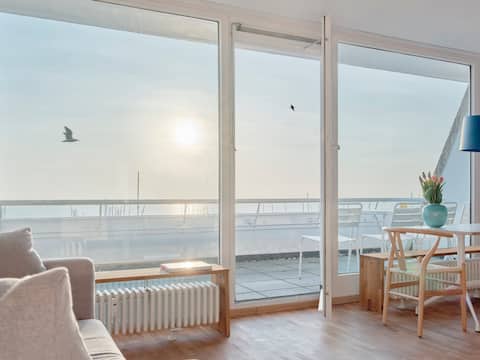 Top Airbnb: Seaside Apartment in the Olympic Harbour of Kiel in Kiel