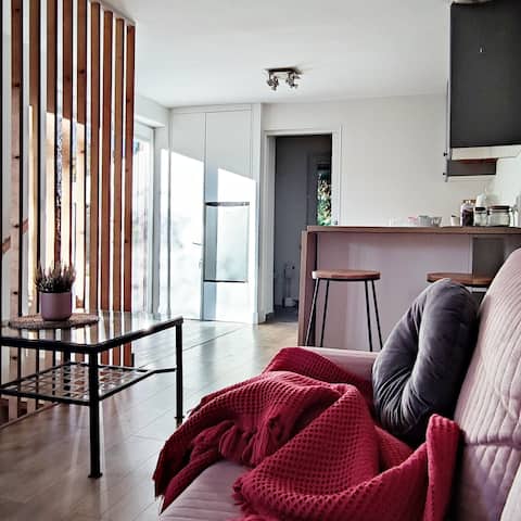 Popular Airbnb listing: As if Outside the City in Bronowice
