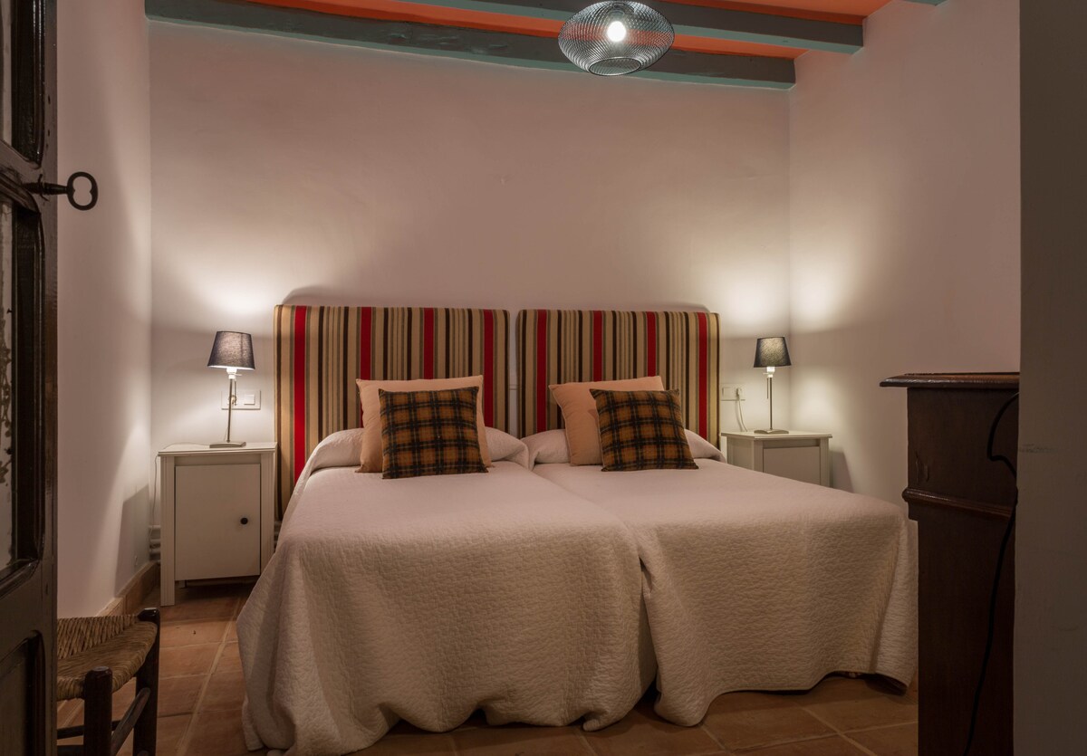 Спална соба со чен