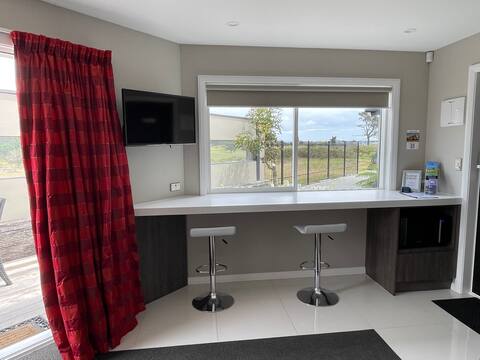 25 On Torrey, Private Deluxe Studio, Stunning View