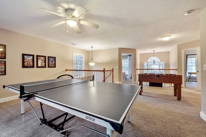 THE HIVE | 6 bedrooms including 2 on ground level gallery image 4