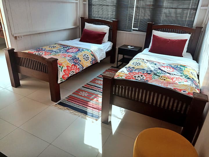 Ფაბ ჰაუსი 1