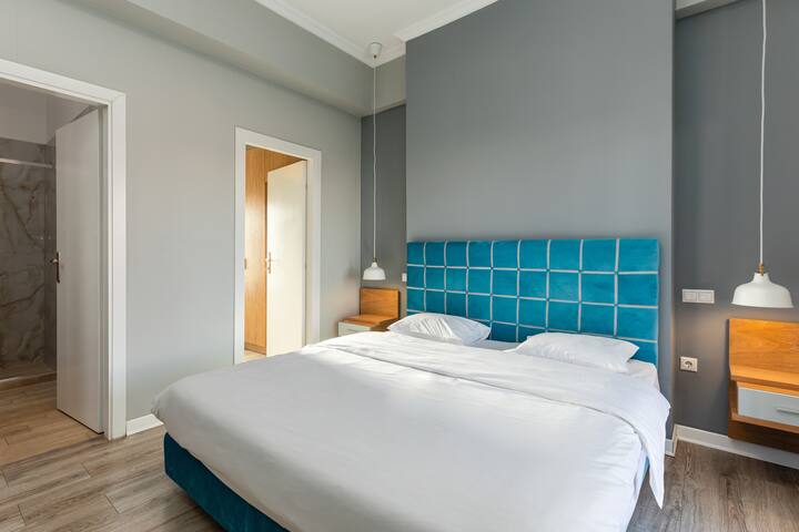 #Apollo: Luxe Aristotelous penthouse w/ city view gallery image 5