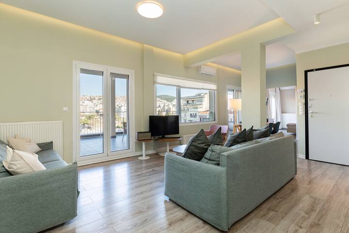 #Apollo: Luxe Aristotelous penthouse w/ city view gallery image 2