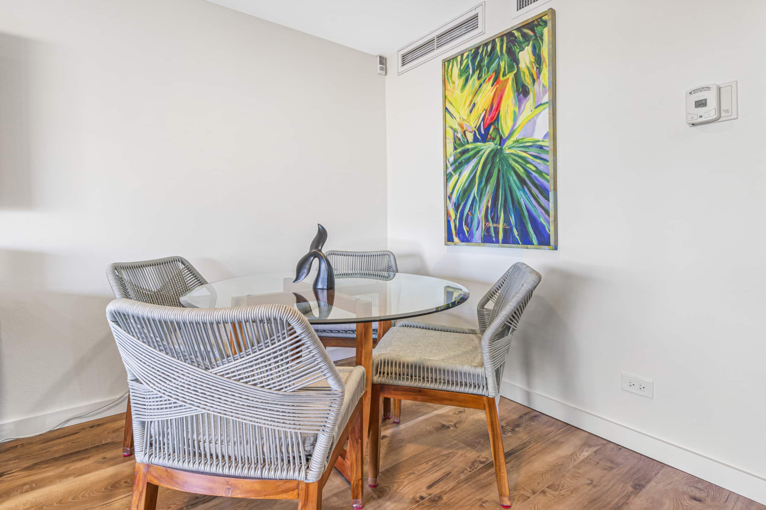 Condo in Lahaina · ★5.0 · 1 bedroom · 2 beds · 2 baths - Image 9