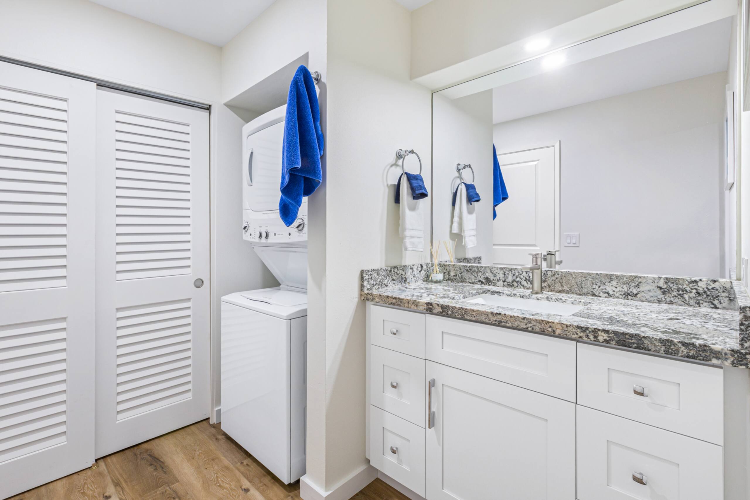Condo in Lahaina · ★5.0 · 1 bedroom · 2 beds · 2 baths - Image 1