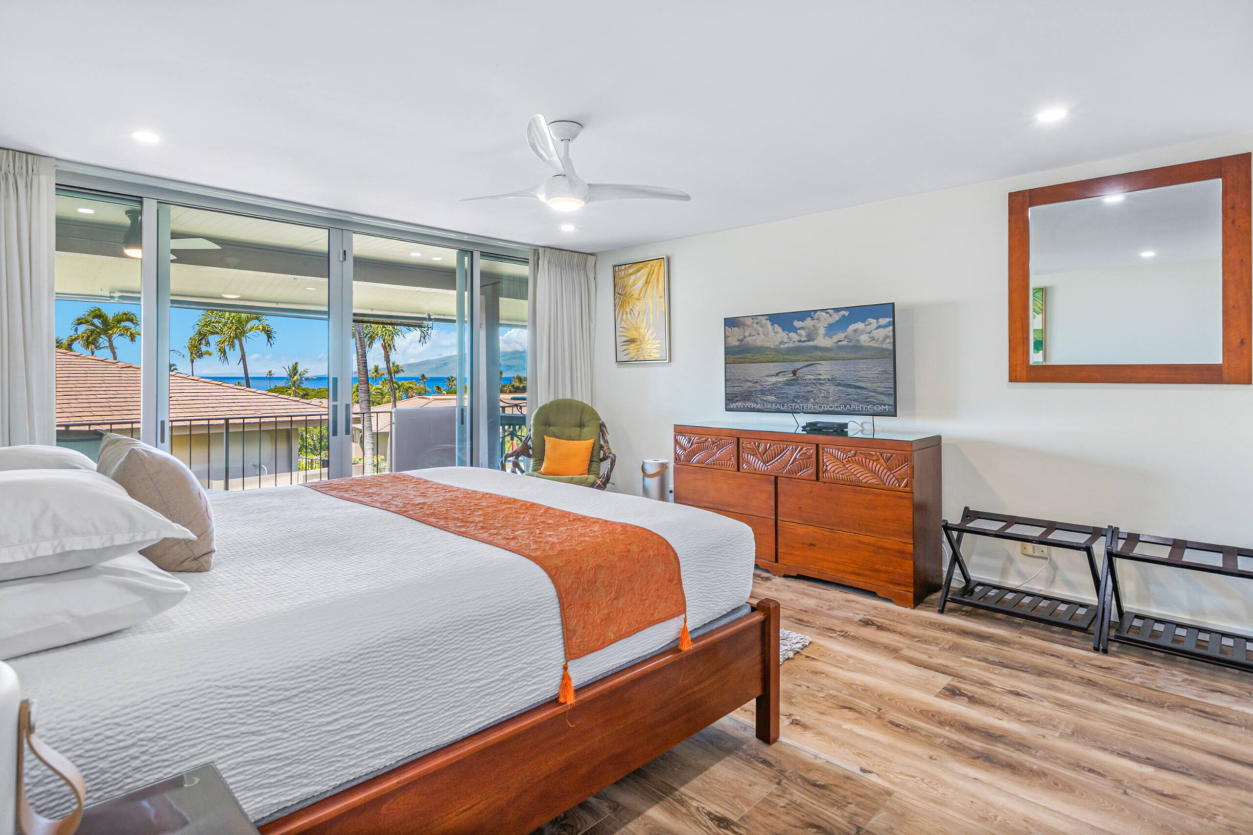 Condo in Lahaina · ★5.0 · 1 bedroom · 2 beds · 2 baths - Image 18