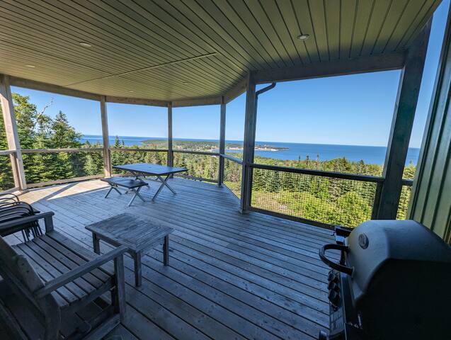 The View gallery image 2