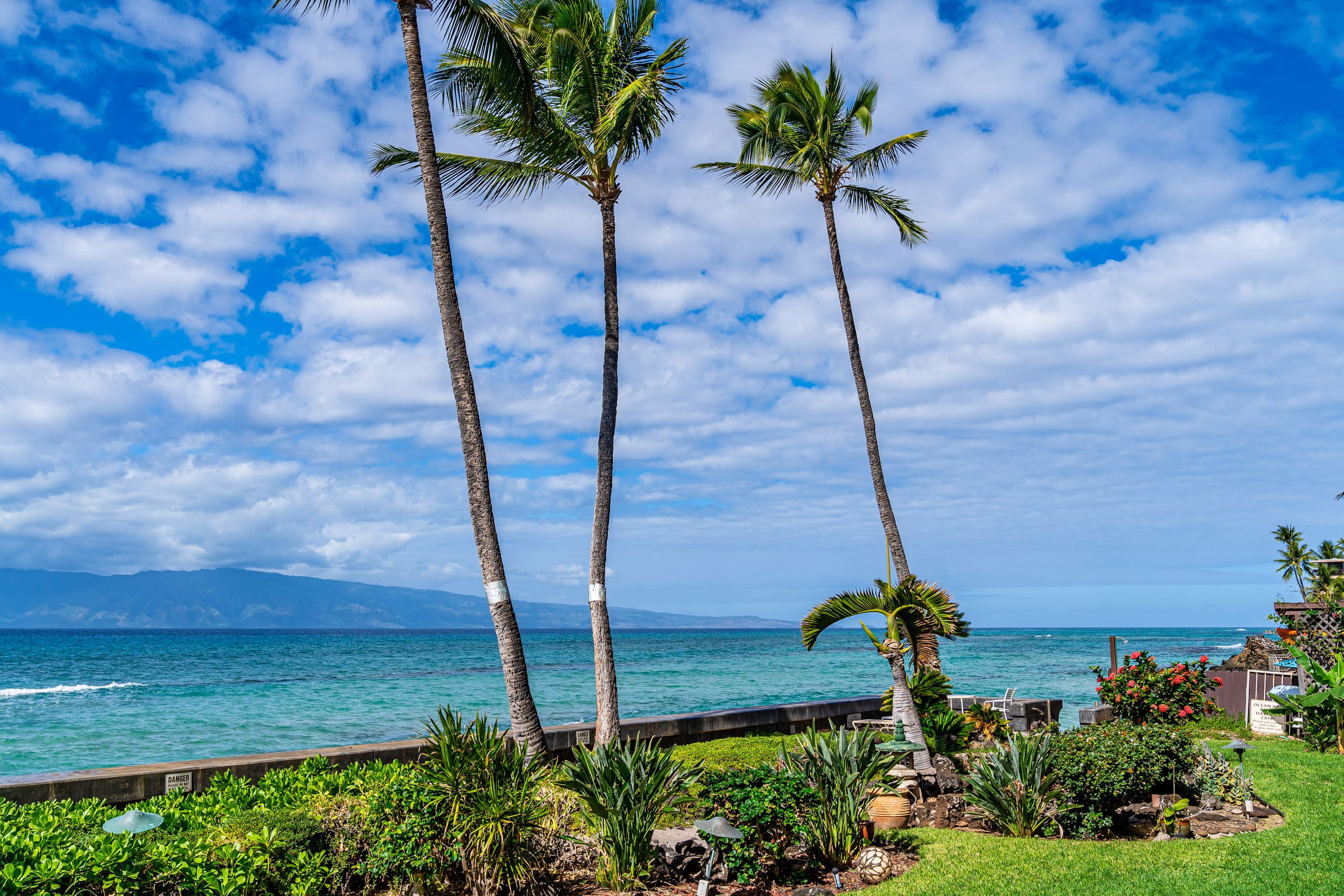 Condo in Lahaina · ★4.91 · 3 bedrooms · 3 beds · 2 baths - Image 39