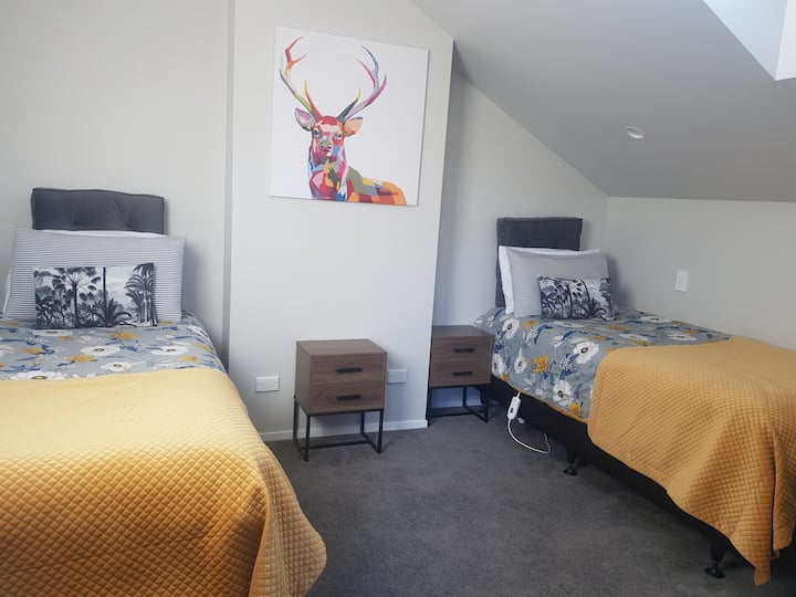 10 Best Airbnb Vacation Rentals In Pepin Island, New Zealand Trip101