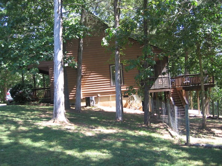 Riverfront, pet friendly cabin! Cabins for Rent in Luray, Virginia, United States Airbnb
